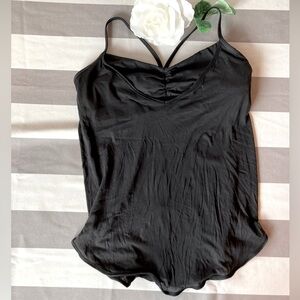 Lululemon Black Flowie Tank in Size 10.